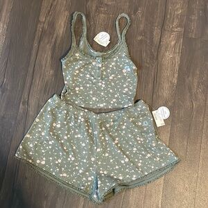 Aeropostale matching sleep set